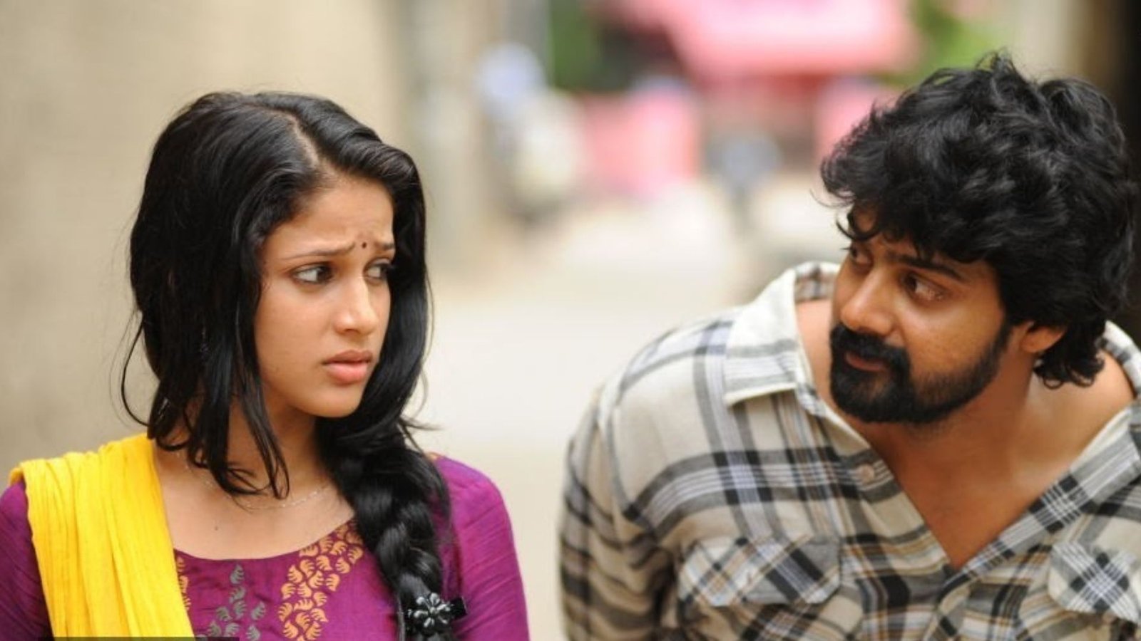 Ye Mantramo Song from Andala Rakshasi Movie
